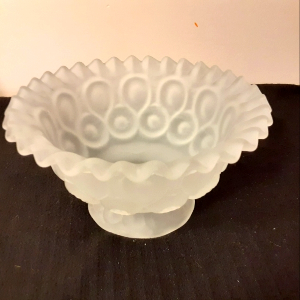 Elegant Frosted Glass Bowl